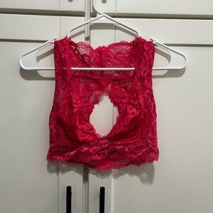 Lace Bralette in Vibrant pink